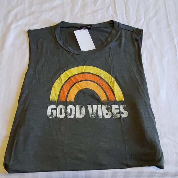 Good Vibes Tank Top - Picture 5 of 8